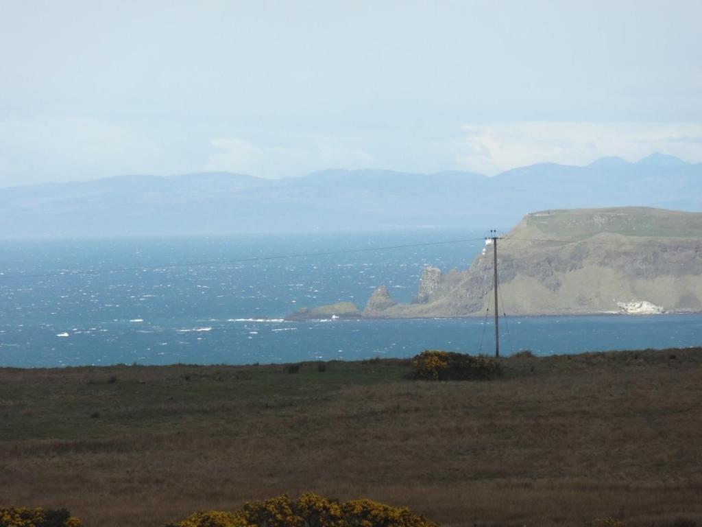 Glenmore House Ballycastle Exteriör bild