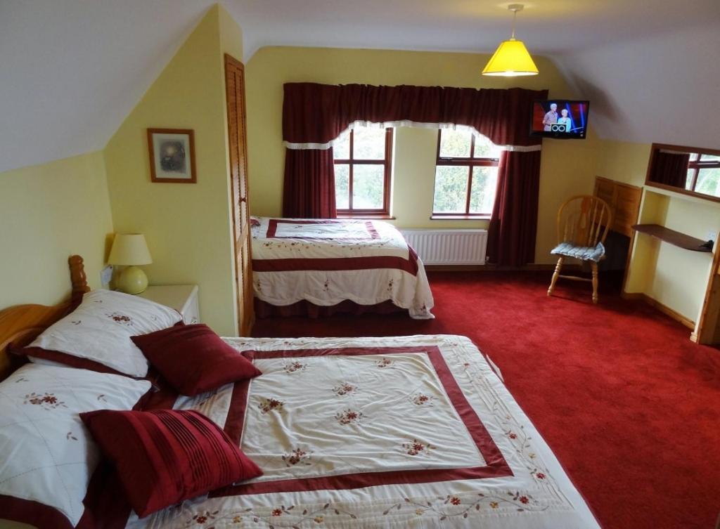 Glenmore House Ballycastle Rum bild