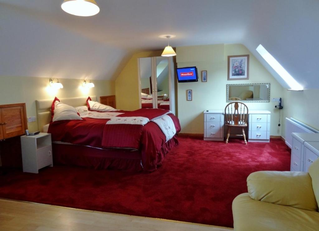 Glenmore House Ballycastle Rum bild